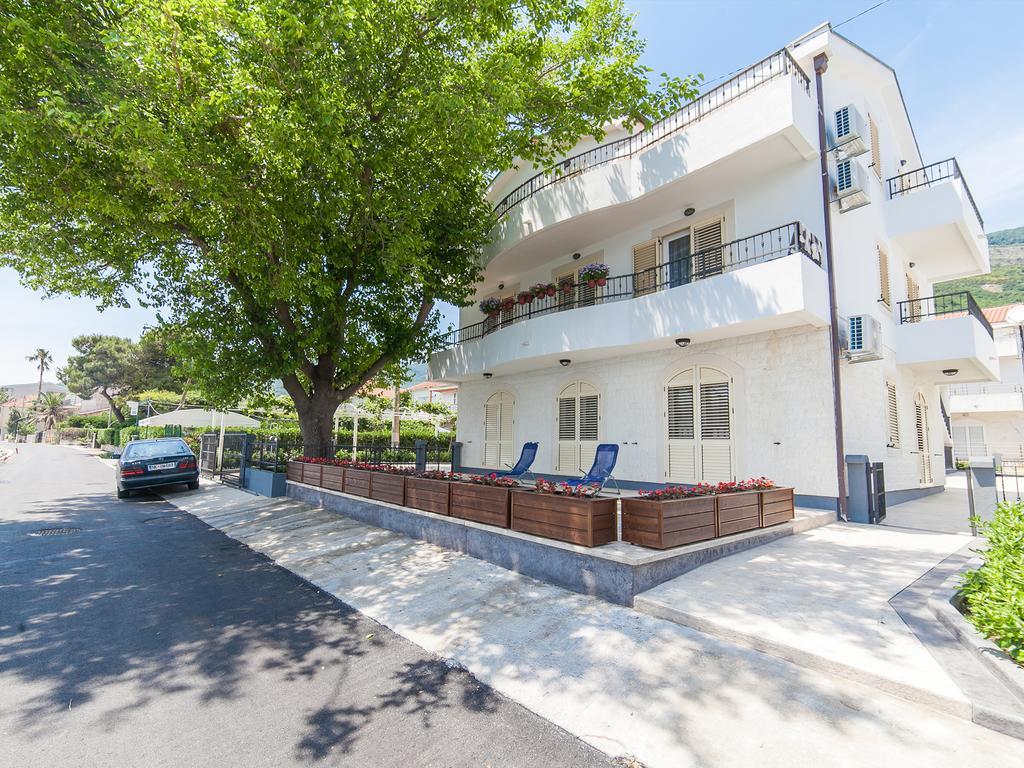 Apartments Balbo Bijela Exterior foto